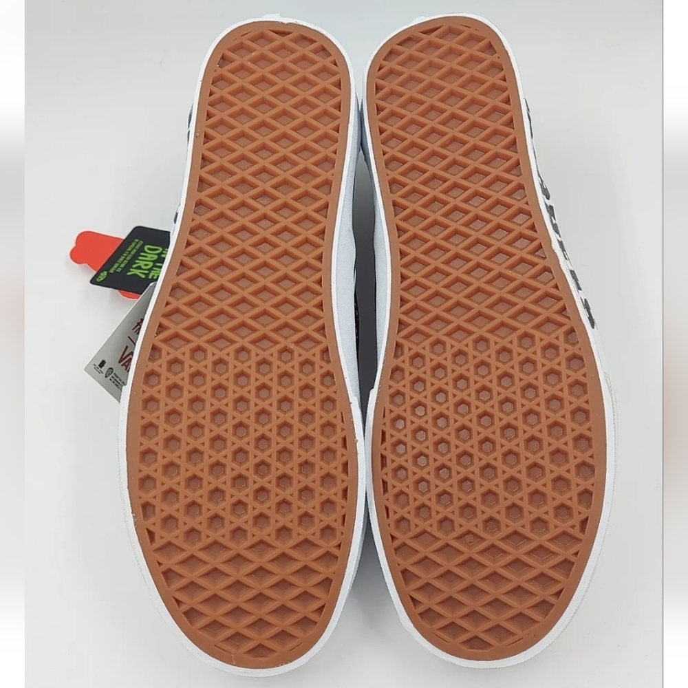 Vans HOUSE OF TERROR Classic Slip On Horror Friday 13th Glow in Dark NEW UK 9 - Picture 14 of 16